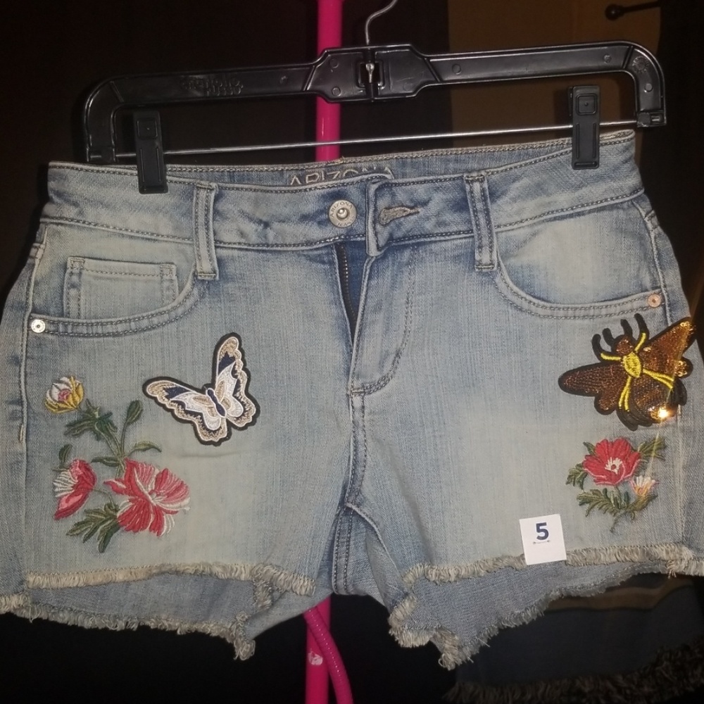 Embroidery shorts